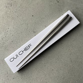 oui_chef_eating_chopsticks_220mm_hers